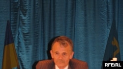 Mustafa Dzhemilev at the World Congress of Tatars in May