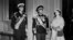 Printre primele vizite de stat de la Palatul Buckingham a fost cea a șahului Mohammed Reza Pahlavi al Persiei, care a sosit la Londra pe 5 mai 1959. Şahul a făcut atunci&nbsp; o vizită de stat de trei zile în Marea Britanie.