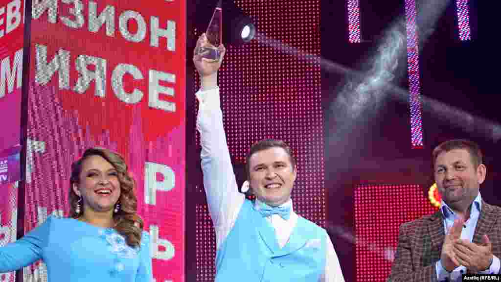 Азат һәм Алсу Фазлыевлар - "Хит-парадлар лидер"лары 