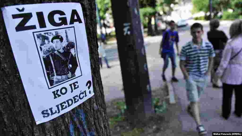BiH - Građanski protesti protiv nasilja u zemlji, Sarajevo, 9. maj 2012. Foto: RSE / Midhat Poturović  