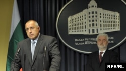 Bojko Borisov i Mirko Cvetković, 26. april 2010. Fotografije uz tekst: Vesna Anđić