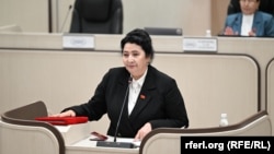 Депутат Жогорку Кенеша Айсаракан Абдибаева 