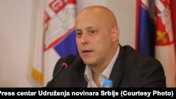 Miša Vacić na konferenciji krajnje desničarskih organizacija u Beogradu, 31. maj 2026.
