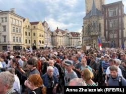Акція «Руки геть від медіа» на Староміській площі у Празі, 5 травня 2026 року