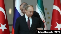 Президенти Росії та Туреччини, Володимир Путін (на передньому плані) і Реджеп Тайїп Ердоган (архівне фото)