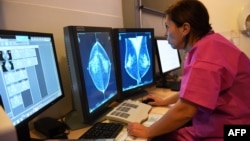 سرطان پستان شایع‌ترین سرطان در میان زنان ایرانی است