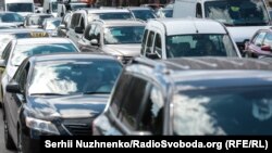 Виділення окремої смуги для велосипедистів могло б заохотити киян пересідати на велосипеди, припускає дослідник