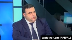 Ованнес Кочарян в студии Азатутюн ТВ (архив)