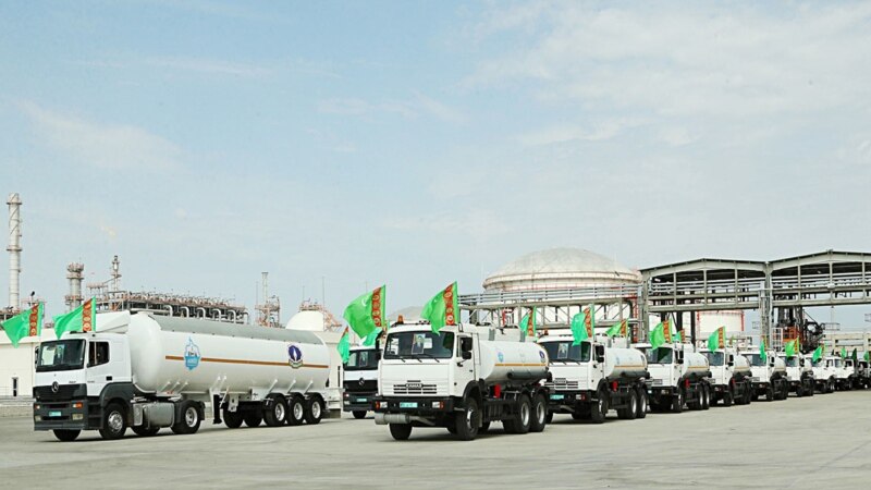 Türkmenistan Owganystana 125 tonna ynsanperwerlik kömegini iberýär