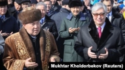 Первый президент Казахстана Нурсултан Назарбаев и вступивший в должность президента Касым-Жомарт Токаев. Астана, 21 марта 2019 года.