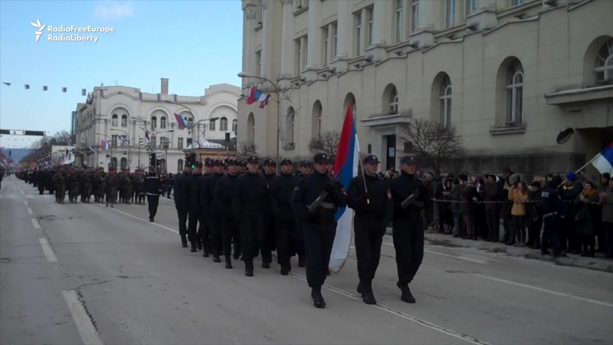 Bosnian Serbs March On Controversial Statehood Day