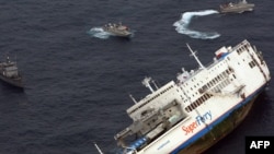 Ferries accidents are common because if overcrowding, poor maintenance, and tropical storms. (file photo)