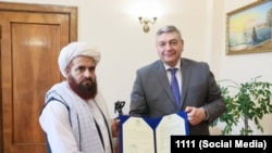 سفیر تازه گماشته شده طالبان با معاون وزیرخارجه روسیه در مسکو، خبرگزاری باختر تحت کنترول طالبان