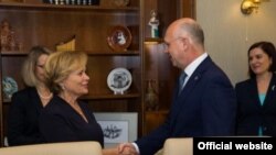 Rasa Jukneviciene și Pavel Filip, Chișinău, 18 octombrie 2018.