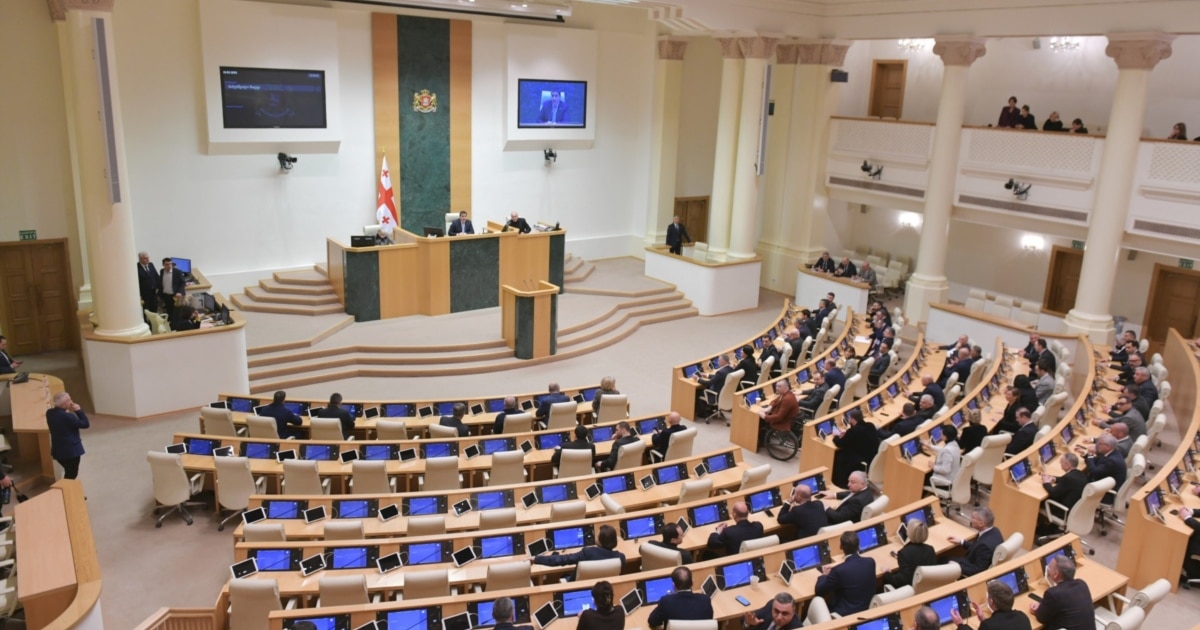 "უცხოელი აგენტების რეგისტრაციის აქტი“  (ე.წ. ქართული FARA) ძალაში შედის