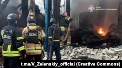 Сили РФ поцілили по інфраструктурі – на місці виникла пожежа. Фото архівне 