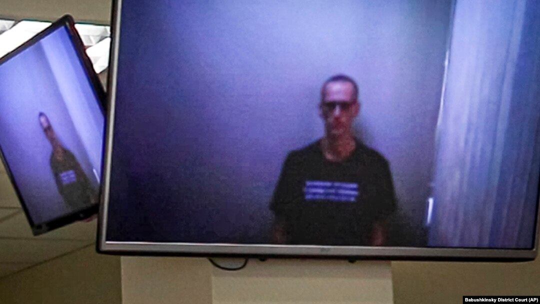 “Your emperor has no clothes,” Aleksei Navalny told a judge by video link from prison, looking rail-gaunt in his first appearance on camera since he ended a hunger strike that doctors said would have killed him very soon.