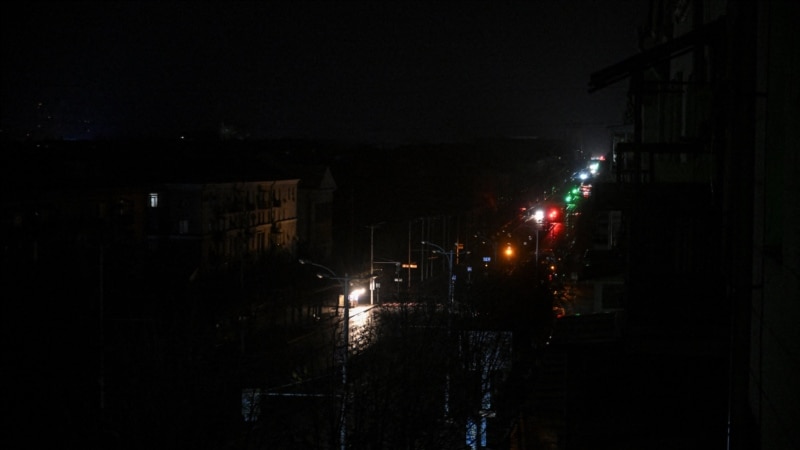 Emergency Blackouts Hit Ukrainian Regions After Russian Strikes