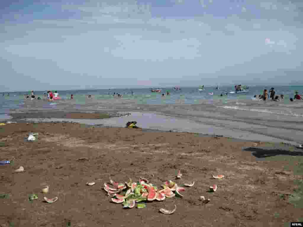 Дар соҳили Баҳри Тоҷик #32