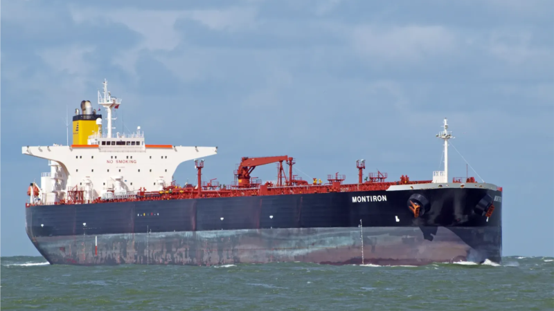 დაკავებული ტანკერიდან 5 მეზღვაური საქართველოში დაბრუნდა