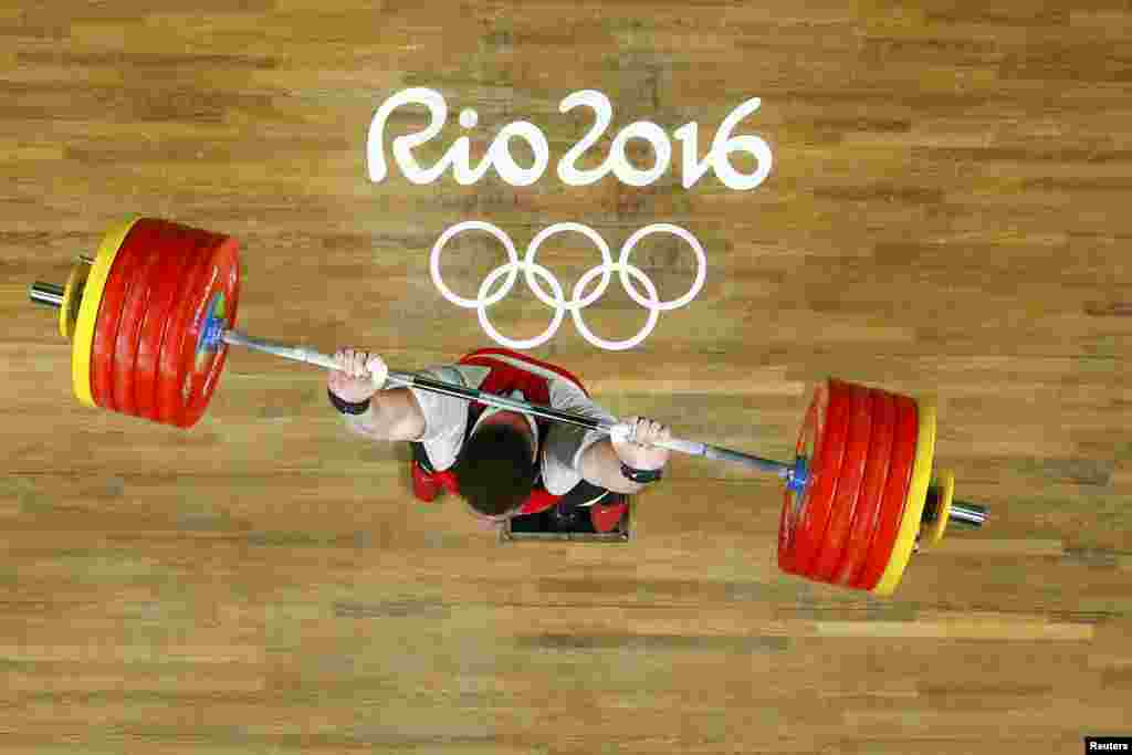 ოლიმპიური ჩემპიონი +105 კგ წონითი კატეგორიის ძალოსანთა შორის ლაშა ტალახაძე რიოს ფიცარნაგზე.