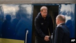 პრინცი ჰარი კიევში პოლონეთიდან, მატარებლით 12 სექტემბერს ჩავიდა