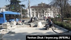 В ремонтных работах задействованы выходцы из республик Закавказья и Средней Азии
