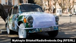 Автомобіль в Одесі, «захищений маскою» (ілюстраційне фото)