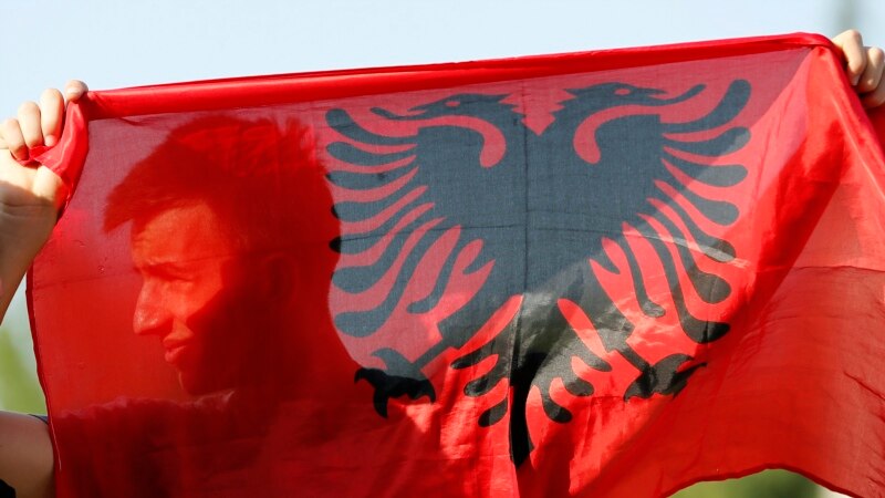 Протести во Тирана поради договорот меѓу Албанија и Грција