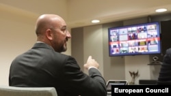 Președintele Consiliul European, Charles Michel, participă la o videoconferință