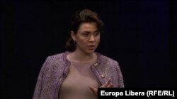 Natalia Morari moderează şi o emisiune la Europa Liberă, Punct şi de la capăt ediția în limba rusă