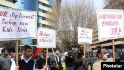 Armenia -- A number of citizens of Armenia rallied in front the United Nations and NATO offices in Yerevan and distributed letters demanding that these organizations restrain their ally Turkey and do not assist its terrorist activities against Armenians