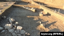 Керчь, археологические раскопки на территории строительства трассы «Таврида», апрель 2017 года