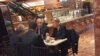 Марин Ле Пен с соратниками за кофе в штаб-квартире Дональда Трампа в Нью-Йорке 