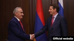 Գալուստ Սահակյան և Սերգեյ Նարիշկին, արխիվ 