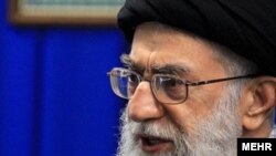 آیت الله خامنه‌ای رهبر جمهوری اسلامی ایران