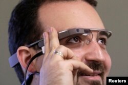 گوگل شش سال پیش نسخه نخست عینک خود را رونمایی کرده بود