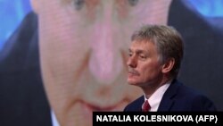 Дмитро Пєсков зауважив, що з Києва попросили посла роз’яснити його думку, тому «навряд чи це можна сприймати як якийсь доконаний факт»