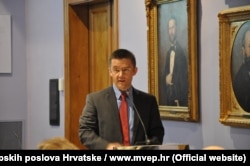 Tvrko Jakovina: "Veliki dio hrvatske politike, možda još i prije nego je Hrvatska postala samostalna država, govori o Bosni i Hercegovini u smislu nekakvih razgraničenja i podjela."