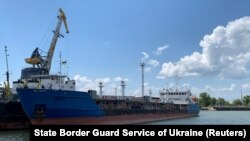 Затриманий українськими правоохоронцями російський танкер Neyma, Ізмаїл, 25 липня 2019 року
