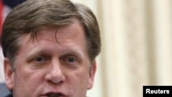 Michael McFaul speaks to the press in Bishkek.