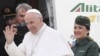 Папа римский Франциск прибыл в Каир (28 апреля 2017 г.) 