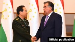 мулоқоти Эмомалӣ Раҳмон бо Фан Фэнхоэй