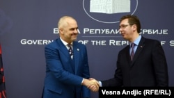 Edi Rama i Aleksandar Vučić u Beogradu, decembar 2014.