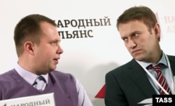 Николай Ляскин (слева) и Алексей Навальный, 2013 год