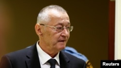 Bivši zamenik šefa srpske tajne policije Franko Simatović sedi u sudu uoči ročišta o presudi u Međunarodnom krivičnom sudu za bivšu Jugoslaviju (MKSJ) u Hagu, 30. maja 2013.