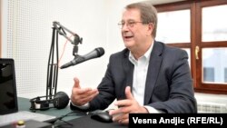 Boško Jakšić u beogradskom studiju RSE
