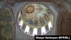 Слова Патриарха Кирилла о том, что Абхазия – это каноническая территория Грузинской православной церкви, породили опасения в обществе
