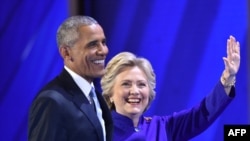 Barack Obama dhe Hillary Clinton gjatë konventës