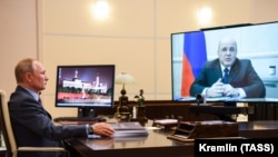 Общение президента РФ В. В. Путина с премьер-министром М. В. Мишустиным